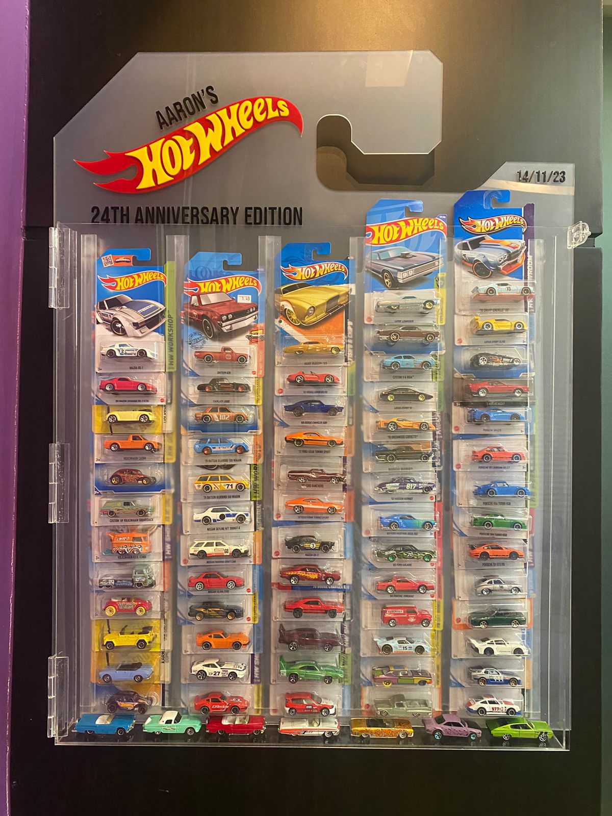 Exhibidor · Autos en acrílico